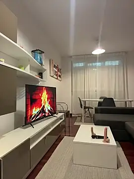 redheaddoll22 online show from November 28, 9:45 am