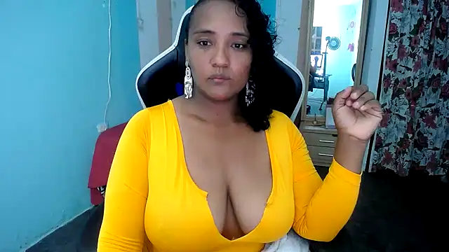 Snapshot of marysol83 chatting on October 5, 1:37 am marysol83 online show from October 5, 1:37 am