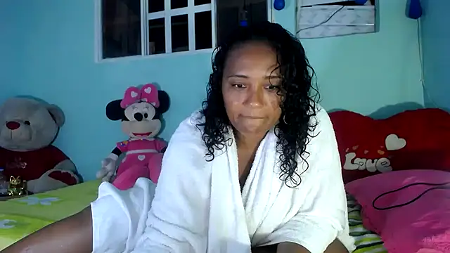 marysol83 online show from February 21, 3:40 am