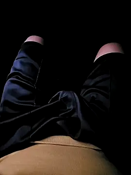 vansh1802 online show from February 2, 4:05 am