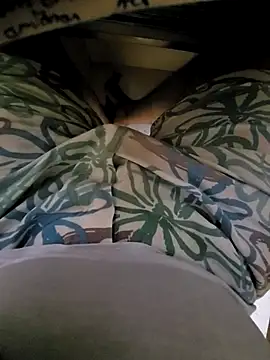 vansh1802 online show from March 13, 7:39 pm