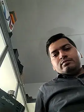 vansh1802 online show from April 10, 5:01 am