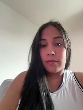 Snapshot of WHAAATTTTTTTTTT chatting on June 12, 12:59 pm WHAAATTTTTTTTTT online show from June 12, 12:59 pm
