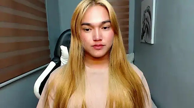 MoaningKylie online show from January 26, 1:09 am