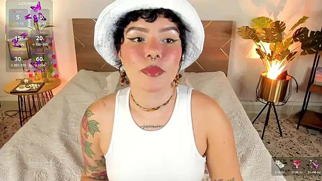 Amy art online show from April 6, 8:54 pm