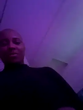 Snapshot of HoneyDripHer chatting on October 9, 2:26 pm HoneyDripHer online show from October 9, 2:26 pm