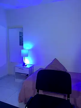 Melhope online show from December 3, 2:59 pm