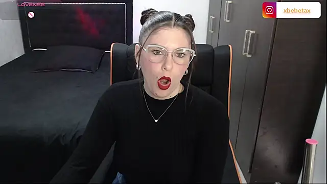 xxbbtaa online show from November 5, 9:04 pm