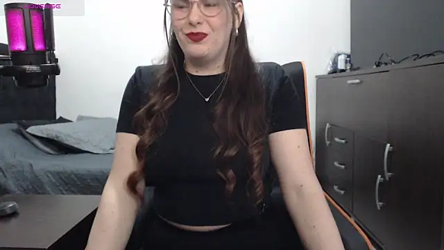 xxbbtaa online show from May 4, 8:05 pm