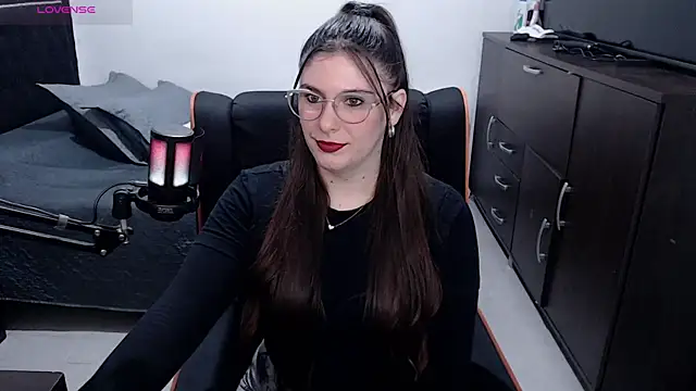 xxbbtaa online show from May 29, 3:04 am