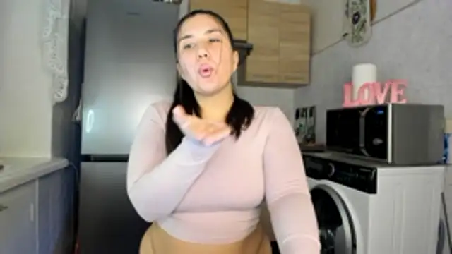 MiaMarrone online show from March 7, 12:18 am