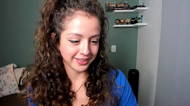 Snapshot of Cassandra_Caiin chatting on December 10, 9:43 pm Cassandra Caiin online show from December 10, 9:43 pm