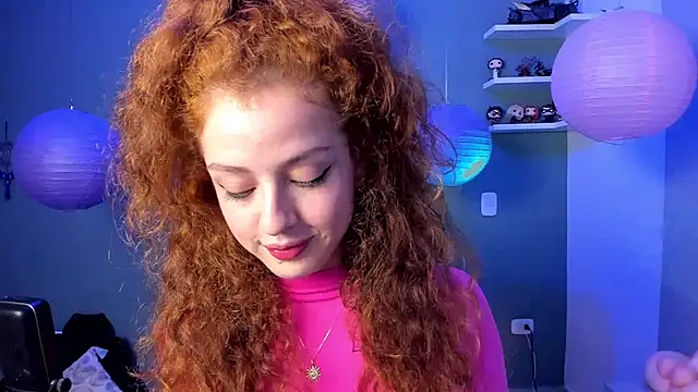 Snapshot of Cassandra_Caiin chatting on January 3, 11:44 pm Cassandra Caiin online show from January 3, 11:44 pm