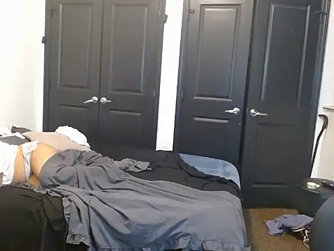 realninafame online show from December 29, 9:39 am