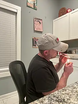 Snapshot of smokeymt420 chatting on March 2, 5:08 am smokeymt420 online show from March 2, 5:08 am