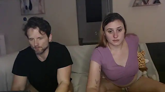 Snapshot of sunny420princess chatting on September 21, 2:57 am sunny420princess online show from September 21, 2:57 am