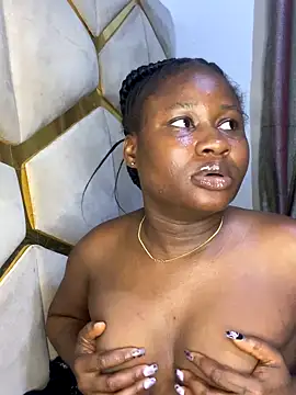 catty3232 online show from October 13, 12:43 am