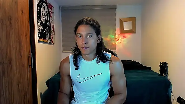 Snapshot of Liam_V chatting on January 17, 10:00 am Liam V online show from January 17, 10:00 am