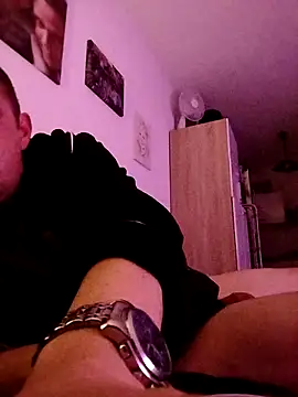 Snapshot of bigdicksperm83 chatting on March 11, 1:55 am bigdicksperm83 online show from March 11, 1:55 am