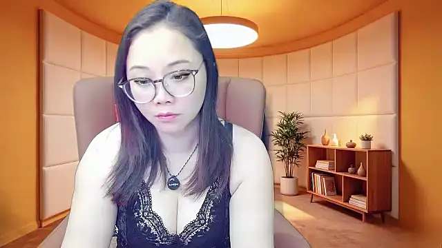 Giuliam online show from April 17, 1:30 am