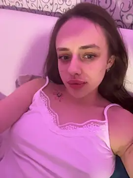 Lisaaan online show from October 25, 7:08 pm