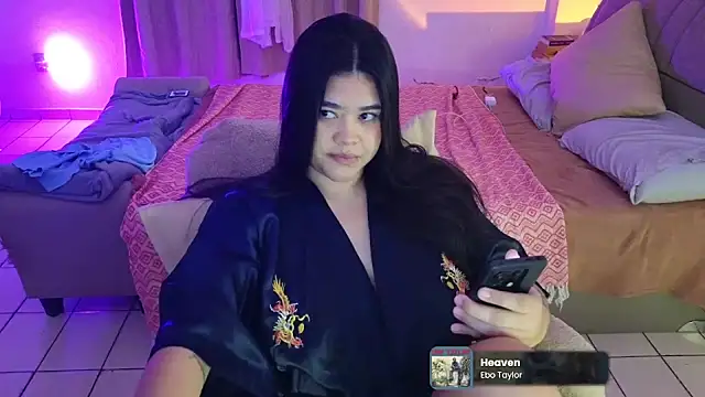 feluriana online show from May 15, 11:23 pm