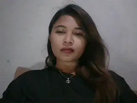 Snapshot of wildsexypinay33x chatting on January 26, 2:24 am wildsexypinay33x online show from January 26, 2:24 am