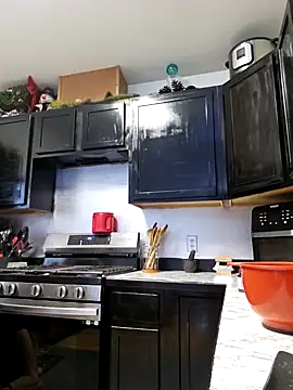 Snapshot of ScarletCallings420 chatting on February 10, 7:28 pm ScarletCallings420 online show from February 10, 7:28 pm