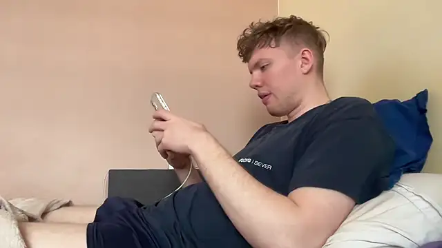 sexybooii6968 online show from March 12, 8:42 am