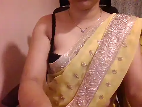 Pinky 4 online show from February 19, 5:49 pm