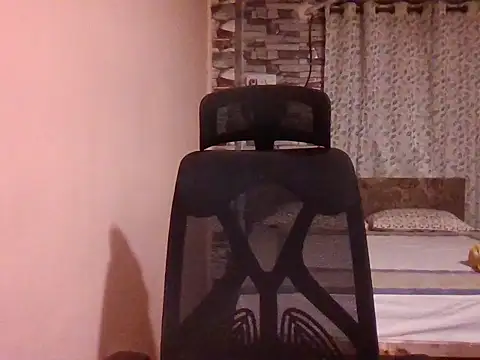 Pinky 4 online show from September 28, 2:22 pm