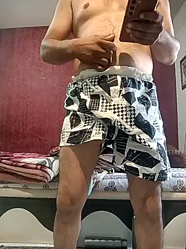 Snapshot of hornydick4you chatting on February 11, 7:13 am hornydick4you online show from February 11, 7:13 am