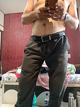 Snapshot of hornydick4you chatting on February 24, 7:17 am hornydick4you online show from February 24, 7:17 am