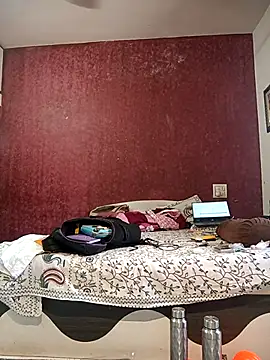 Snapshot of hornydick4you chatting on February 26, 7:18 am hornydick4you online show from February 26, 7:18 am