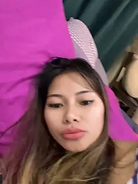 Snapshot of pinay6969 chatting on January 25, 12:05 pm pinay6969 online show from January 25, 12:05 pm