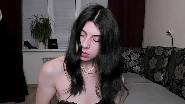 MolagAnna online show from February 6, 7:29 pm