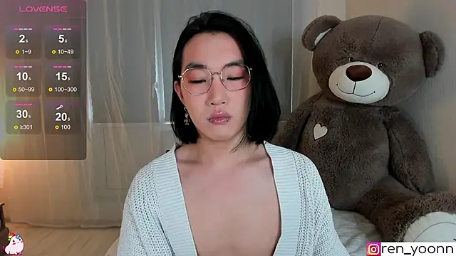 Ren yoon online show from April 18, 11:58 am