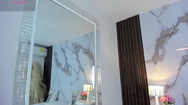 hannahill69 online show from February 10, 4:49 am