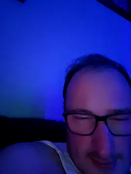 Snapshot of gdawg78 chatting on February 18, 3:57 am gdawg78 online show from February 18, 3:57 am