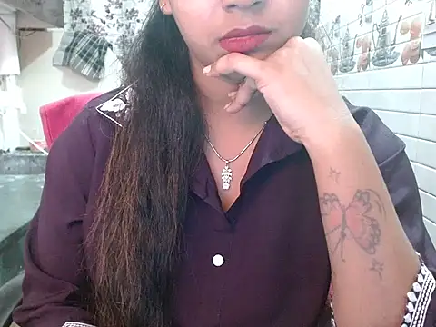 LovingPihu online show from March 25, 5:46 am