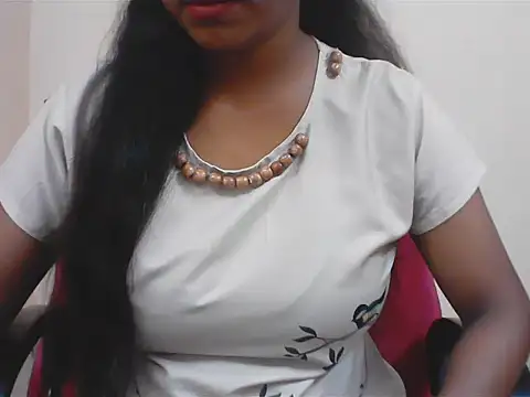 LovingPihu online show from July 18, 5:00 am