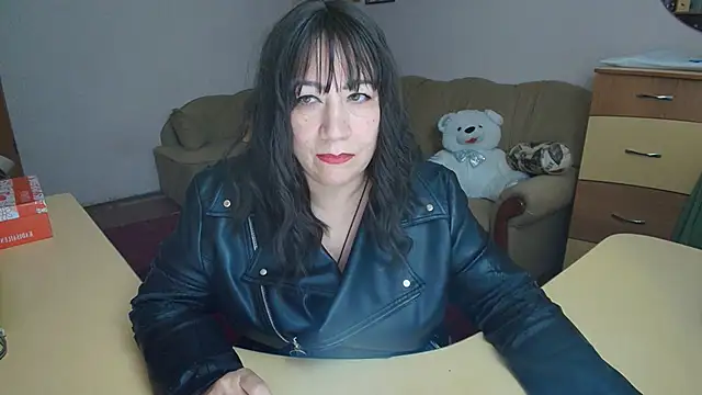 Snapshot of Lucretia_Goldi_ chatting on March 4, 5:34 pm Lucretia Goldi online show from March 4, 5:34 pm