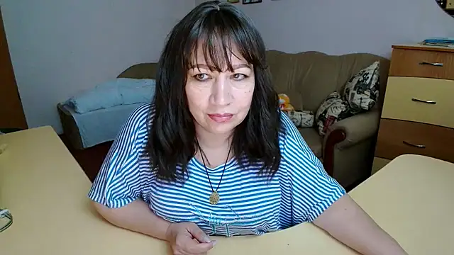 Snapshot of Lucretia_Goldi_ chatting on October 19, 8:42 pm Lucretia Goldi online show from October 19, 8:42 pm