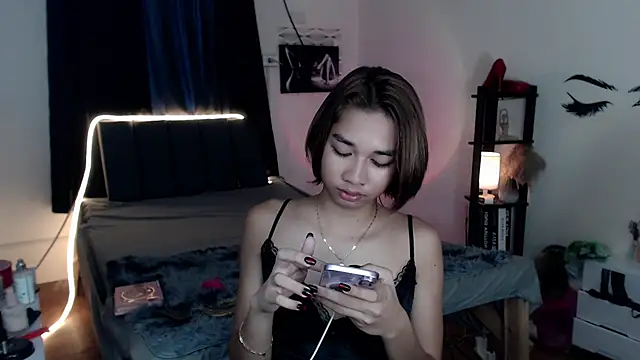 SweetCumFrancine online show from May 11, 8:53 am