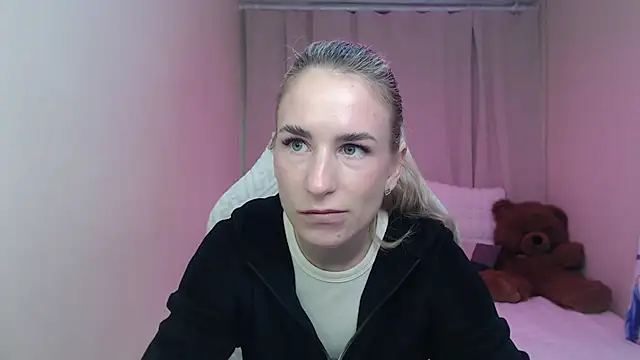 Snapshot of DeboraHorny chatting on May 2, 6:07 am DeboraHorny online show from May 2, 6:07 am
