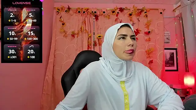 Snapshot of DarshaKhemu chatting on December 24, 1:16 am DarshaKhemu online show from December 24, 1:16 am