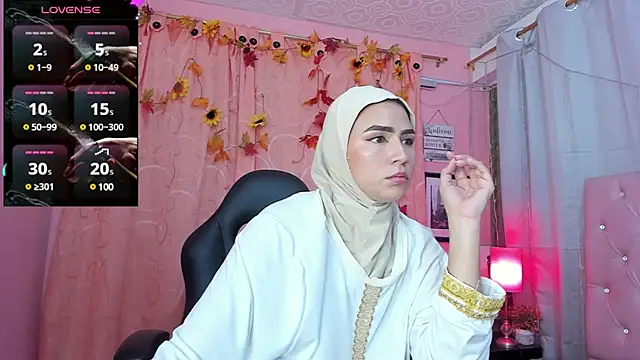 DarshaKhemu online show from February 3, 8:46 pm