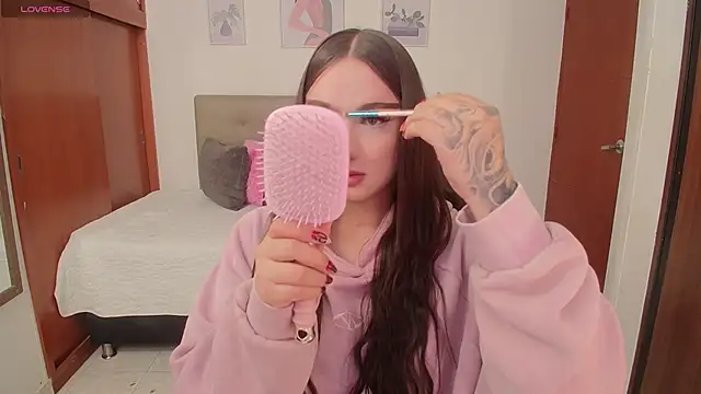 Miley Baker online show from October 17, 2:52 pm