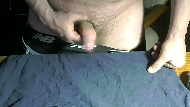 Snapshot of jasmo69HD chatting on February 24, 2:20 am jasmo69HD online show from February 24, 2:20 am