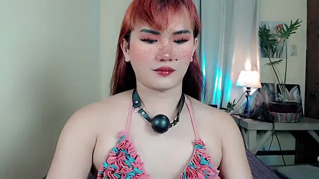 beatrice 21 online show from April 8, 1:44 pm